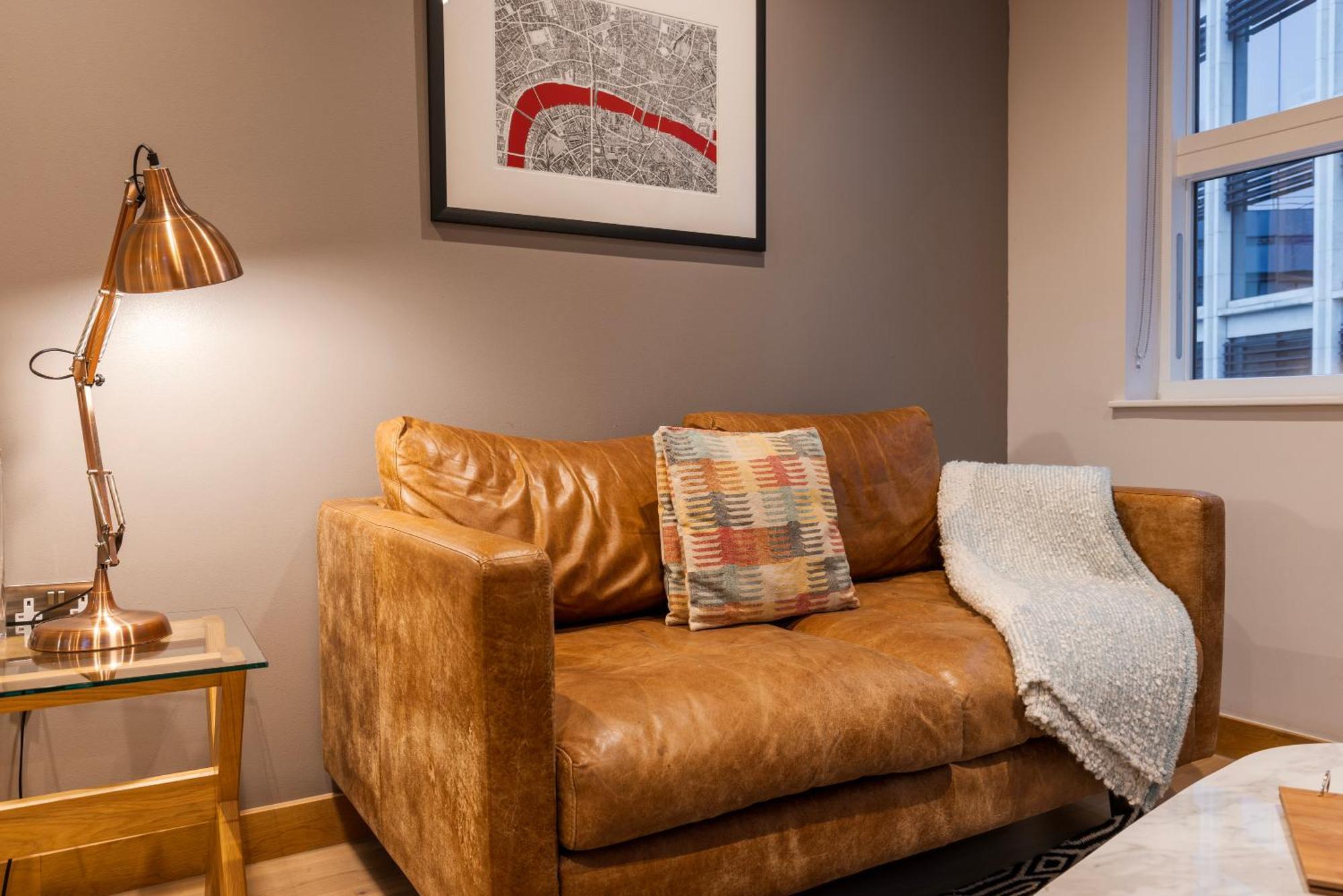 Barbican Serviced Apartments By Lovelystay London Bilik gambar